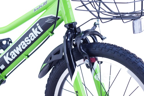 ●アルミ製Wピボットキャリパーブレーキ軽いタッチで良く効くフロントブレーキが装備されています。