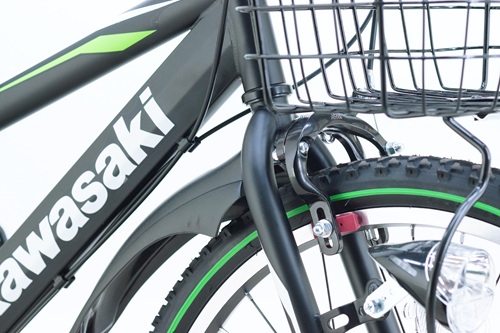 ●アルミ製Wピボットキャリパーブレーキ軽いタッチで良く効くフロントブレーキが装備されています。