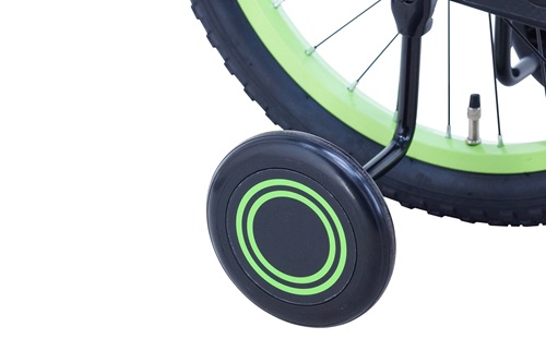 ●カラーアルミリムカワサキグリーンカラーの車輪が目を惹きます。●補助輪練習時、後輪のハブ軸を外さなくても補助輪の取り外しが可能。