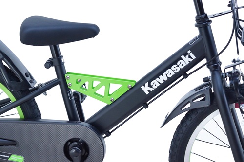 ●プレート付きフレームバイクの骨格（フレーム）をモチーフに斬新なデザインのフレーム設計。