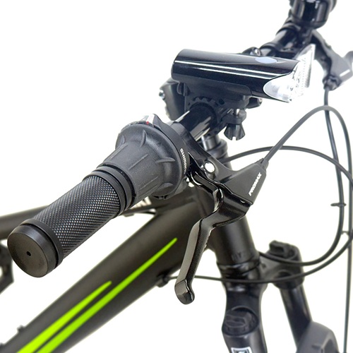 ●YSD BL02　バッテリーライトLEDタイプの明るいバッテリーライトが装備！●SHIMANO製レボシフト手元で簡単に変速操作がおこなえます。