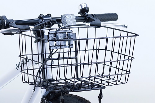 ●フロントバスケット＆フロントキャリア塾通いにも使えるフロントバスケット標準装備。※写真のホワイト色は御座いません。