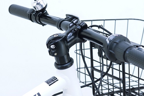 ●アルミ製A-HEADステム＆アルミハンドル軽量でサビに強い本格タイプのパーツで構成されています。※写真のホワイト色は御座いません。