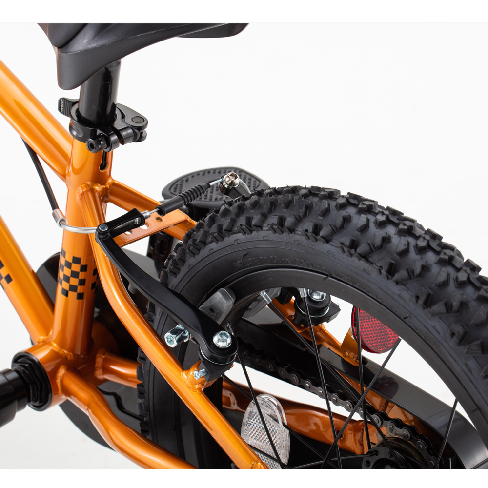 ●BMX風極太タイヤ　16ｘ21.15クッション性が良く安定して走れる極太タイヤが装備。